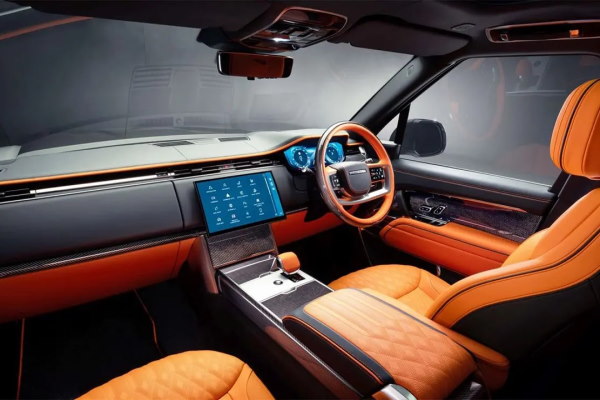 Компания Overfinch представила свою эксклюзивную версию Velocity Edition Land Rover Range Rover 2025