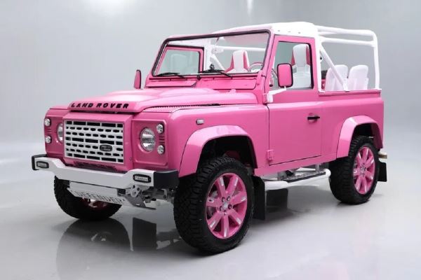 defender-barbi.jpeg